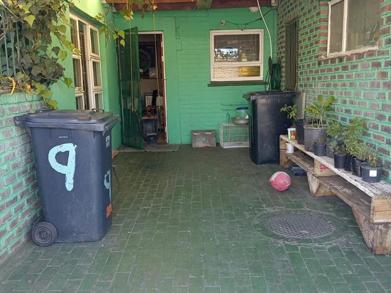 4 Bedroom Family Home For Sale!!! - Photo 2