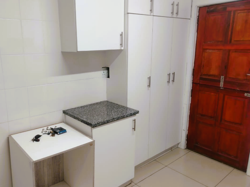 Home to let Unit 8 Phoenix - Photo 3