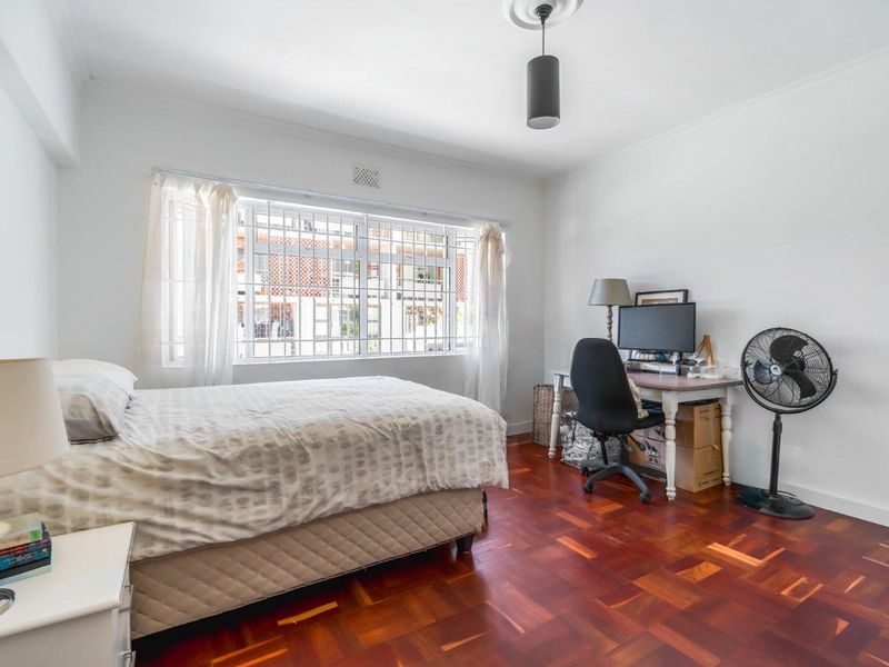 CHARMING 70m2  ONE BEDROOM  with an EXCLUSIVE USE GARDEN APARTMENT OF 52m2 - Photo 10