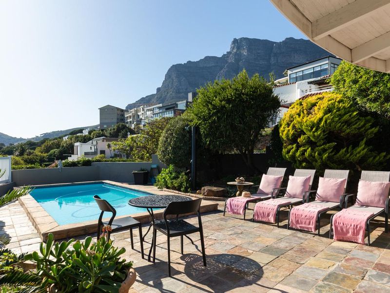 Gorgeous Villa with Unobstructed Mountain and Sea Views - Photo 6