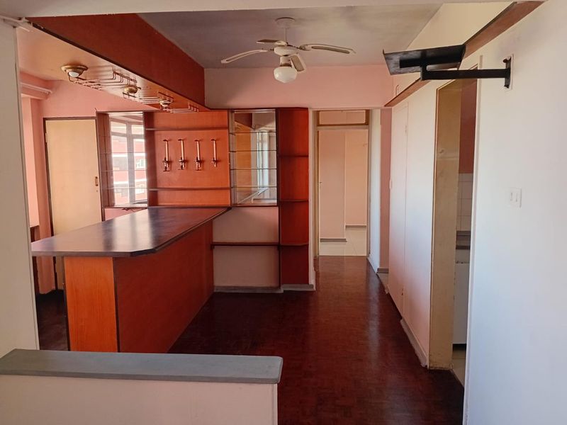 Spacious 2 Bedroom apartment in Durban South Beach, Close to Marine World & Hospitals!!! - Photo 7