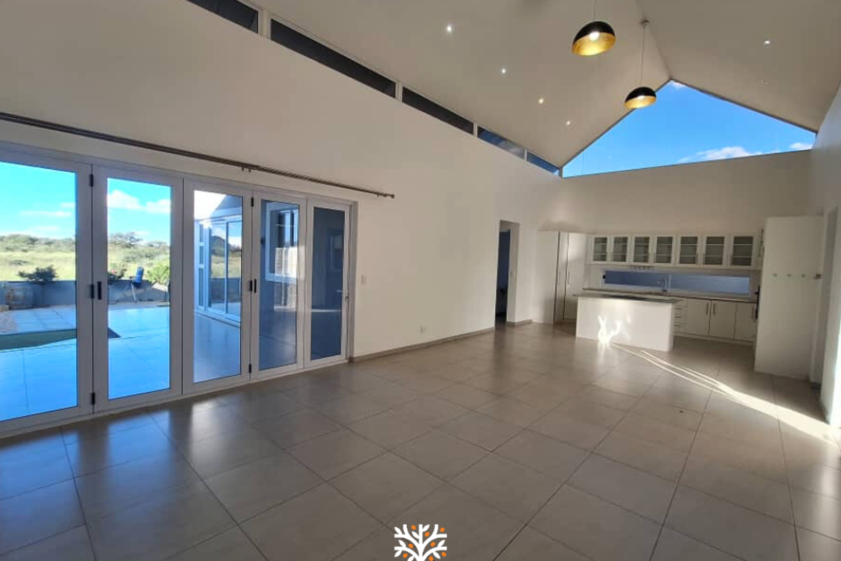 3-BEDROOM FAMILY HOME FOR SALE AT OMEYA GOLF ESTATE - Photo 4