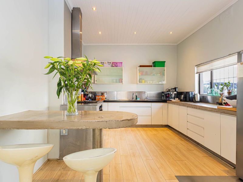 Rare Family Home – Priced to Sell - Photo 4
