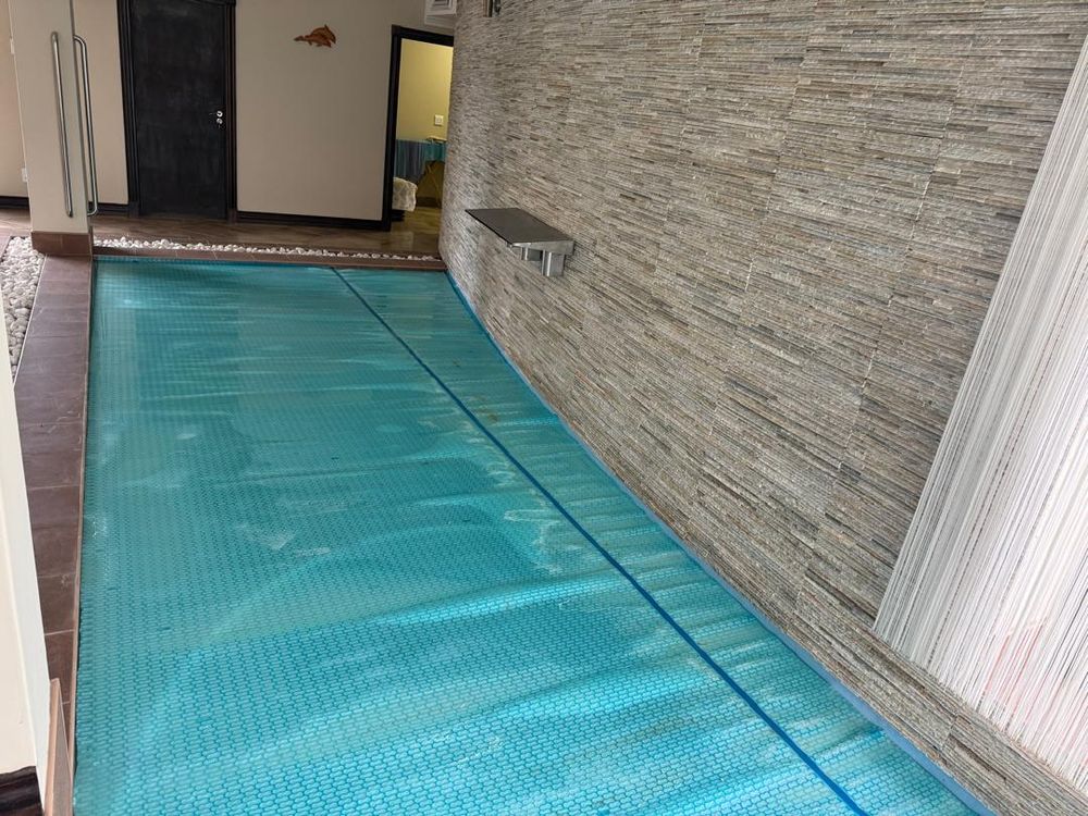 indoor swimming pool