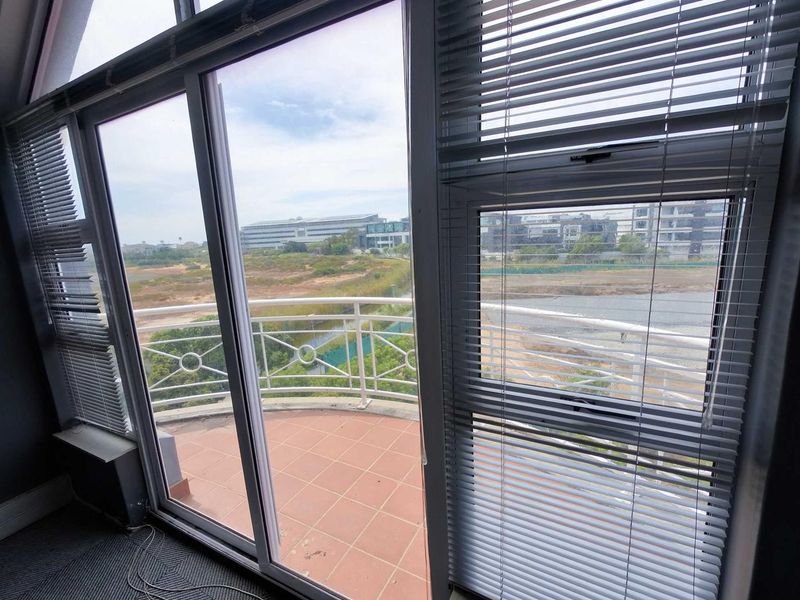 Century Square Loft Office: Secure, Scenic, and Spacious! - Photo 5