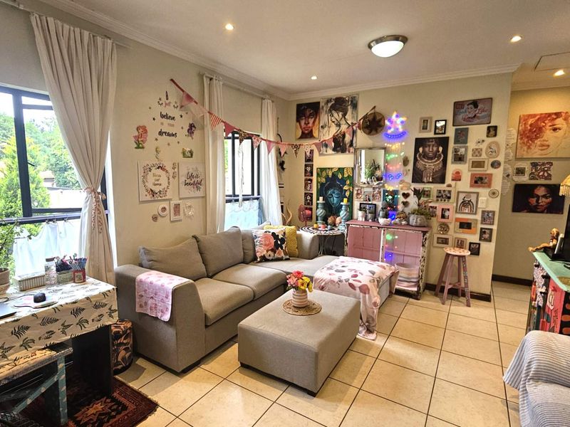 2 Bedroom Apartment In Symphony Park Hartbeespoort - Photo 3