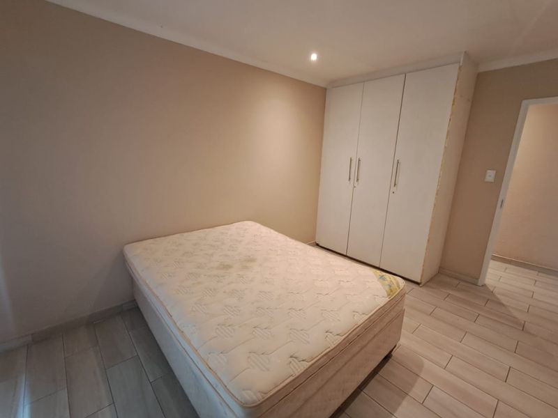 Newly Renovated Apartment for Sale - Photo 9