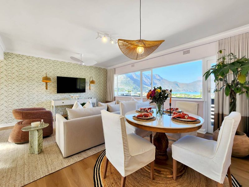 Fully Furnished Designer Apartment in the Heart of Hout Bay - Photo 4