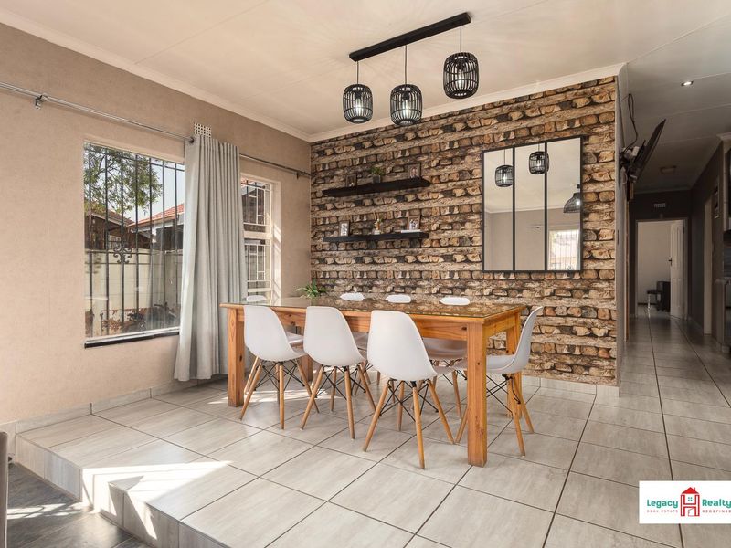 3 Bedroom family house For sale - Photo 3