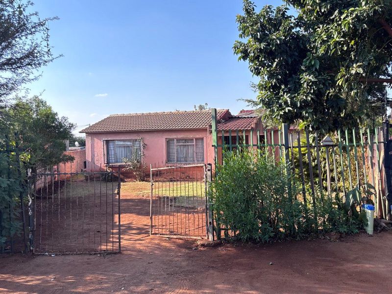 BARGAIN HOME - Photo 5