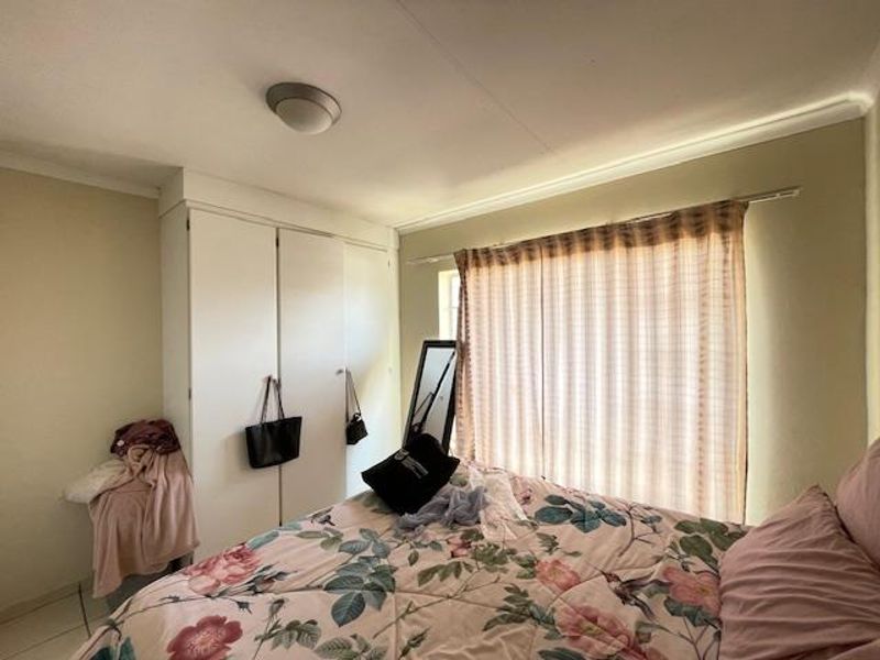 Neat 2-Bedroom Apartment for Sale in Clarina - Photo 7