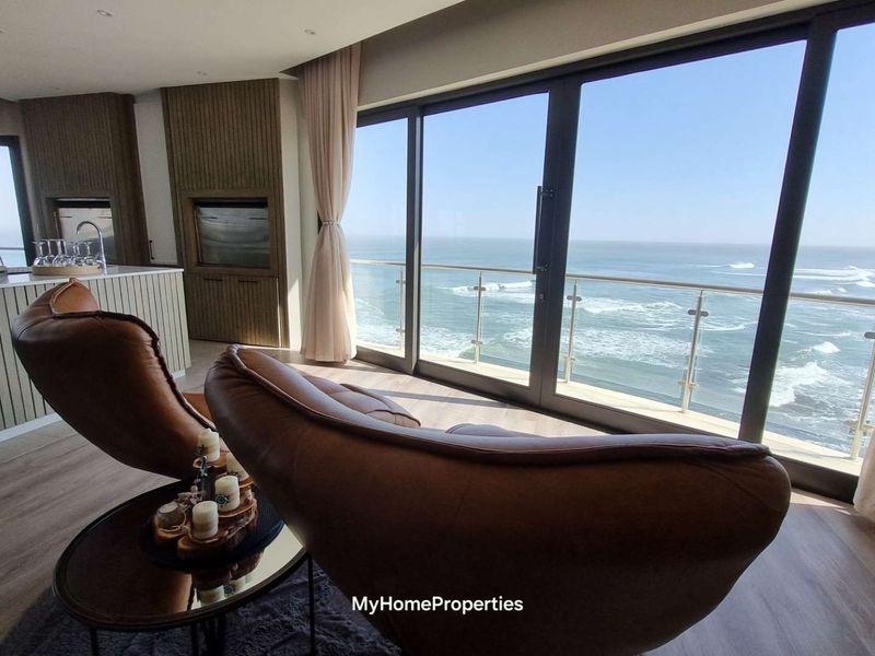 Sophisticated luxury penthouse with uninterrupted ocean views - Photo 3