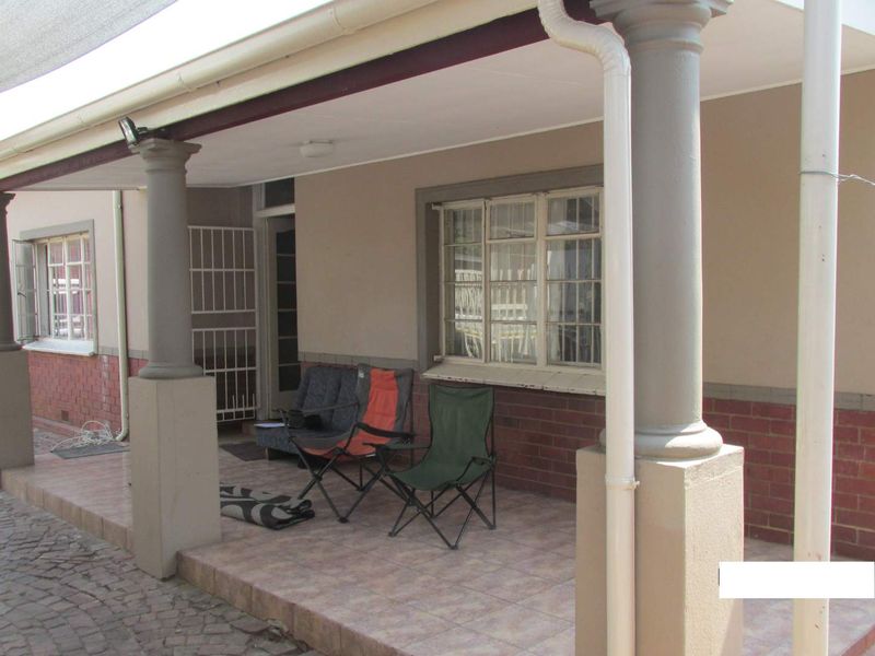 1 BEDROOM COTTAGE TO RENT IN CAPITAL PARK - Photo 4