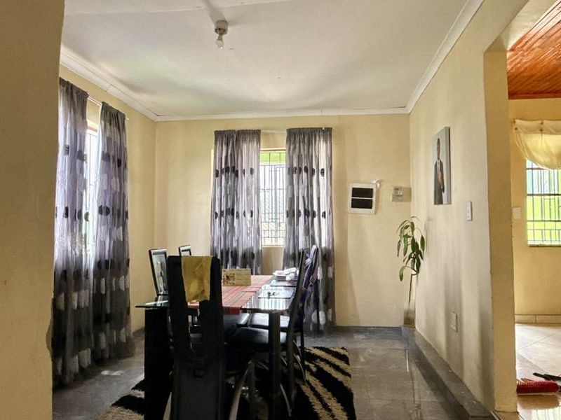 7de Laan - Otjomuise - Photo 3