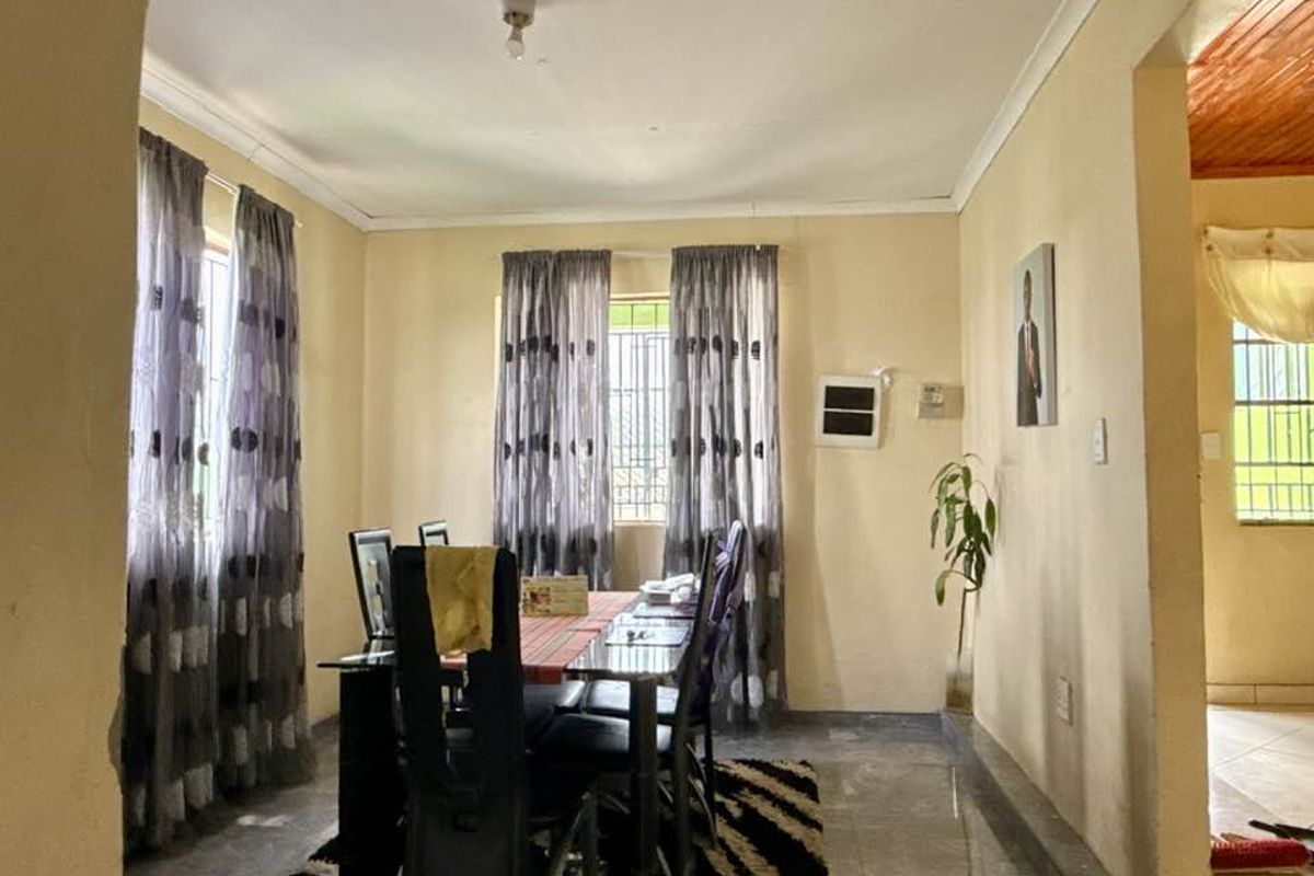 7de Laan - Otjomuise - Photo 3