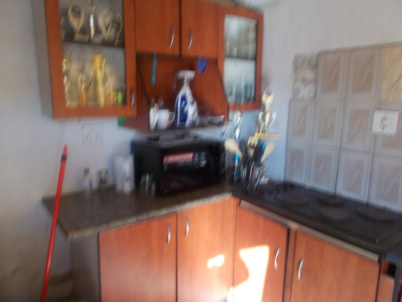 property with potential for sale - Photo 7