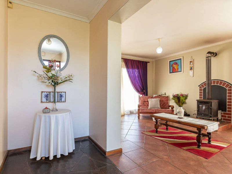 4 Bed Double Storey family home - Photo 10