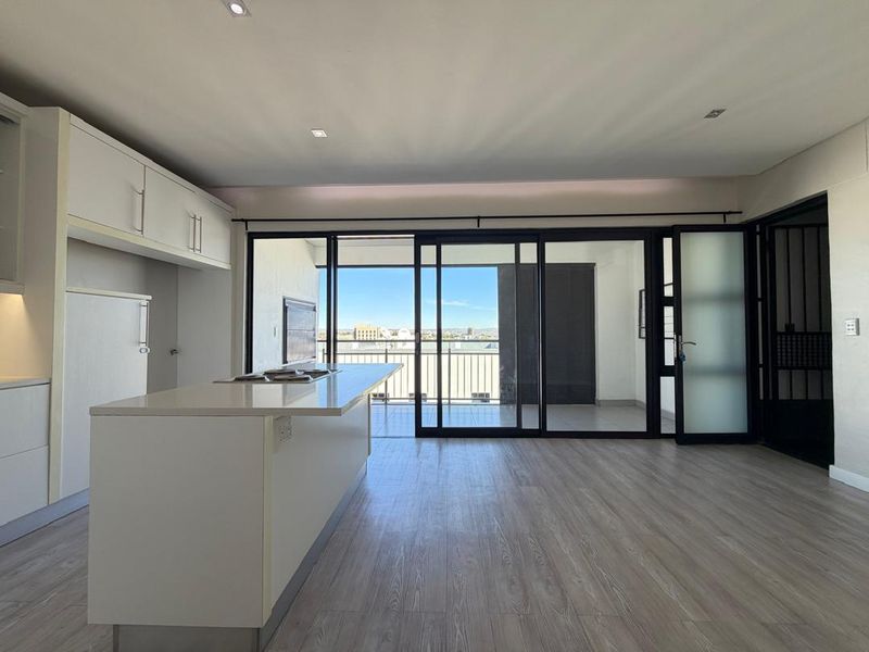 Apartment in a quiet street, safe and secure - Photo 1