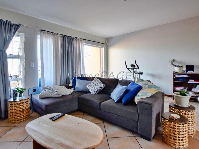 Central, Swakopmund:  1st Floor 2 Bedr Apartment is for Sale - Photo 9