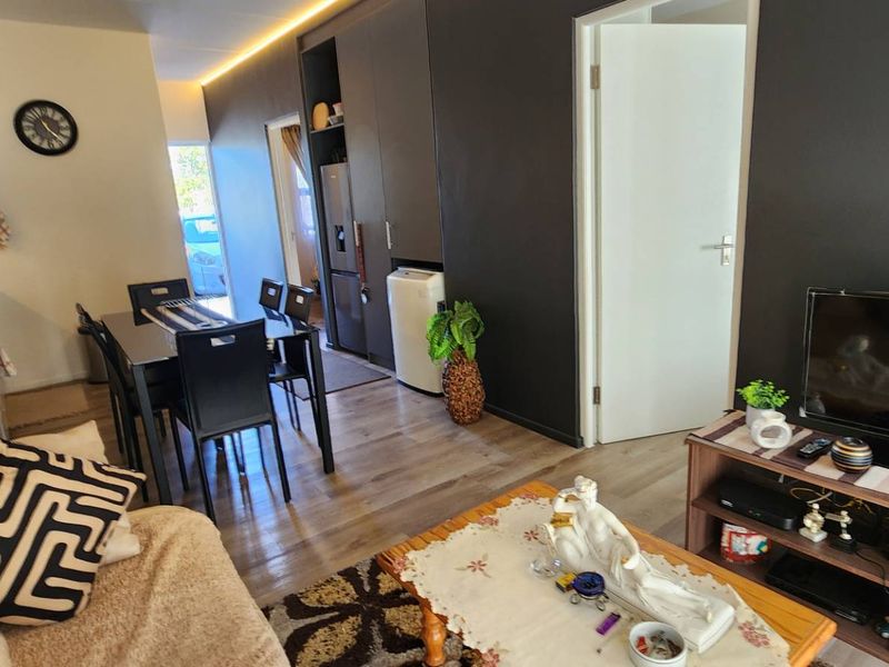 Price Slashed: Lifestyle Estate Living at its best. - Photo 5