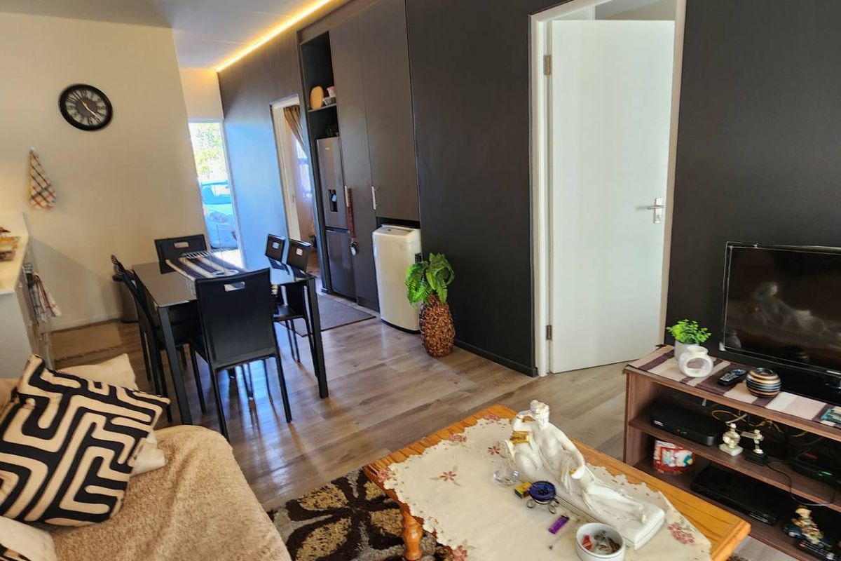 Price Slashed: Lifestyle Estate Living at its best. - Photo 5