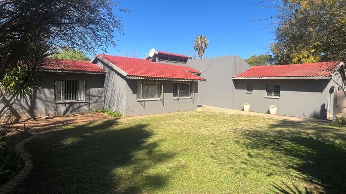 Property #2555127, House For Sale in Brackendowns