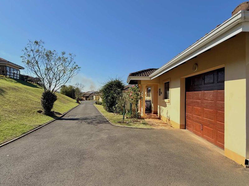 Modern 2 Bedroom Home with Midmar Views in Eagle Ridge Estate, Howick - Photo 4