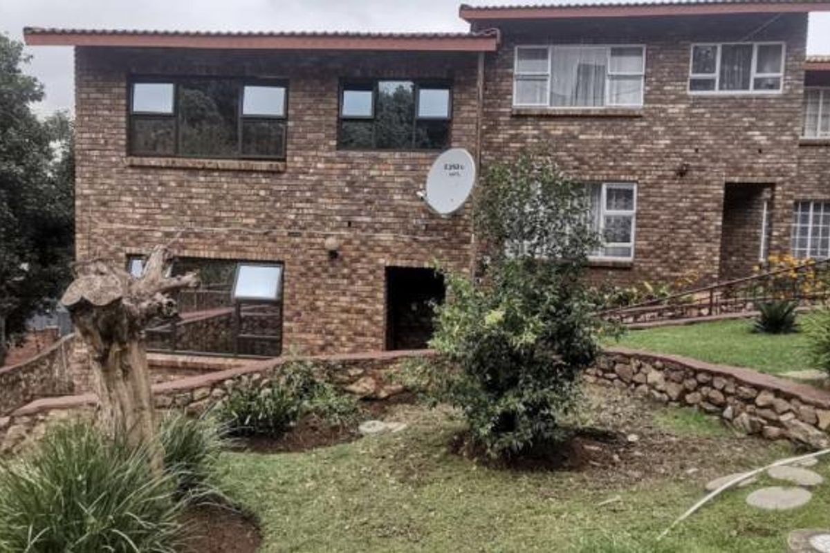 2 Bedroom Townhouse for Sale in Ridgeway - Photo 5