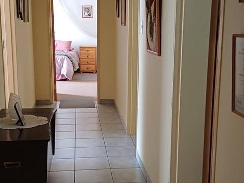 A home where space, comfort, and lifestyle come together — ready for its next family to make lasting memories. - Photo 10