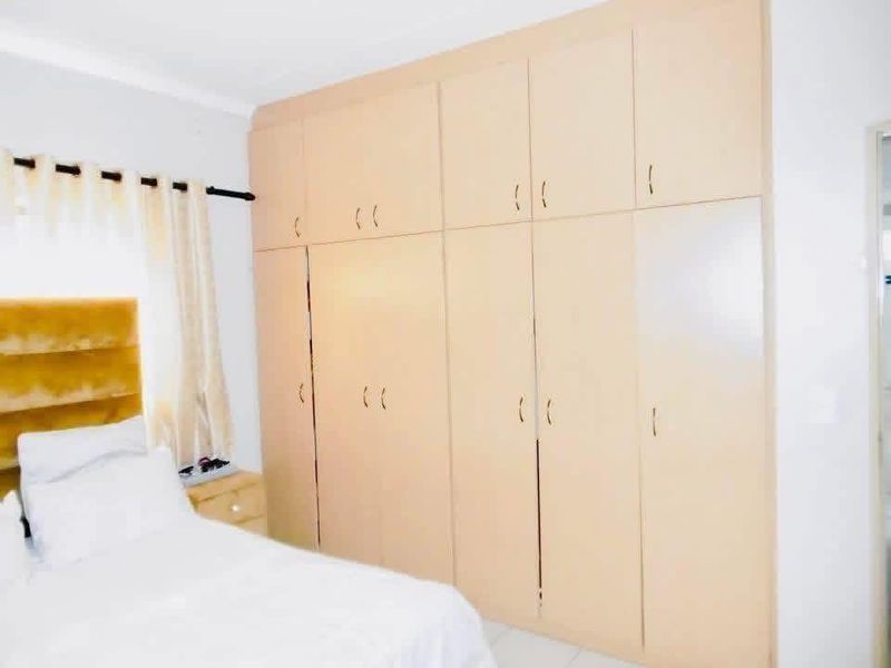 🏡 FOR SALE | EXCLUSIVE SOLE MANDATE - Photo 2