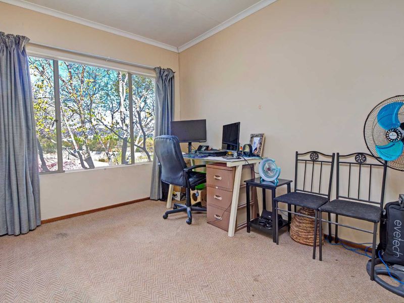 Experience Modern Living in Wilgeheuwel, Roodepoort - Photo 10