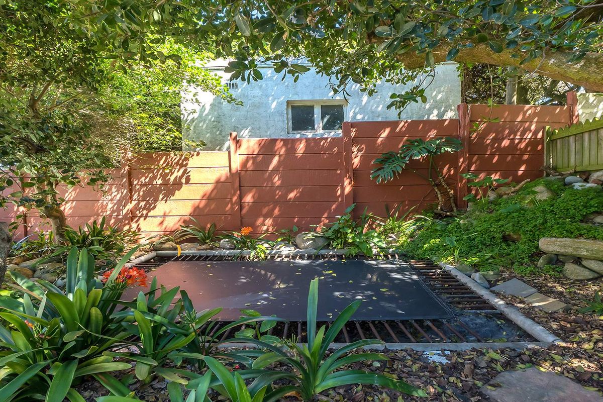 3 Bedroom Coastal Gem - Photo 5