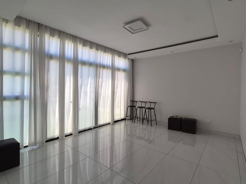 IMMACULATE 4 BEDROOM HOUSE TO LET IN THE WELL SOUGHT-AFTER KLEINE KUPPE - Photo 6