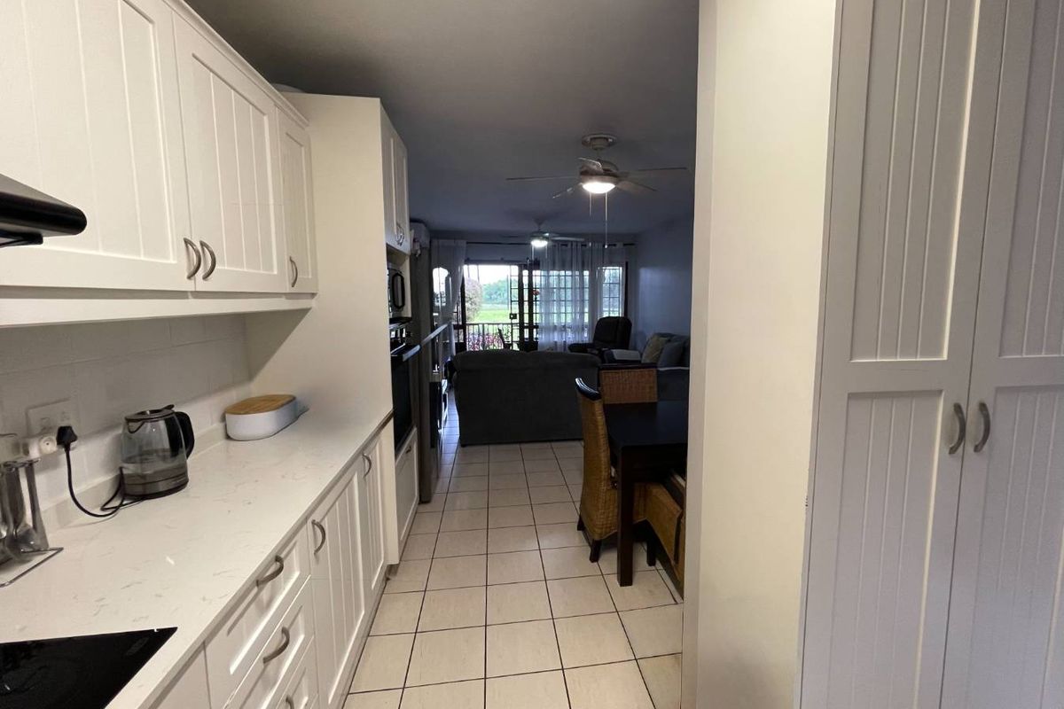 Spacious Ground Floor 3 Bedroom Apartment for sale in Ballito Central - Photo 3