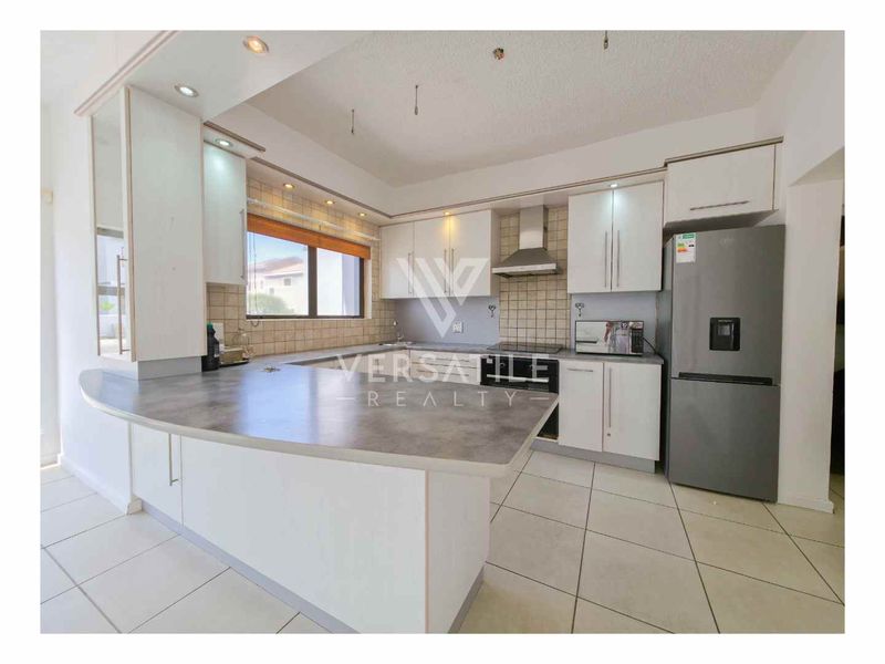 House to let - Photo 8