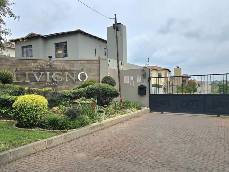 Luxurious Estate Living - 3 Bedroom Cluster Radiokop - Photo 1