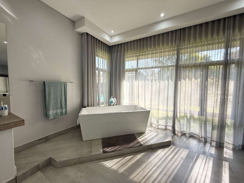 Elegant Family Living with Exceptional Entertaining and Self-Contained Flatlet - Photo 8