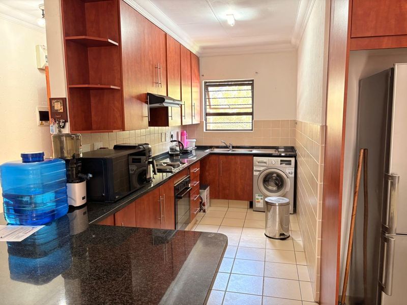 2 Bedroom Family Apartment - Photo 6