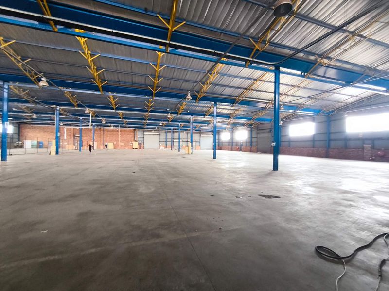 4,616m2 Warehouse To Let in Clayville, Midrand - Photo 7