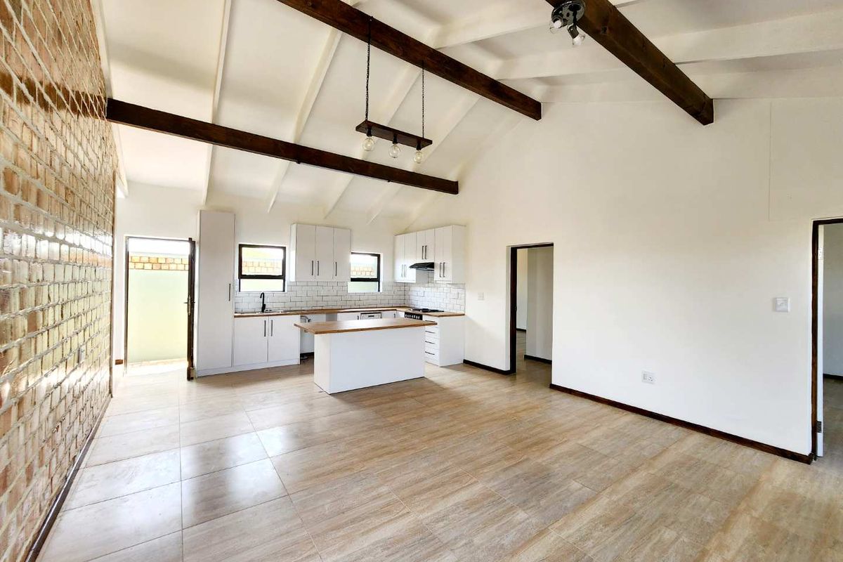 La Rochelle is brand new townhouse development in Hentiesbay. - Photo 5