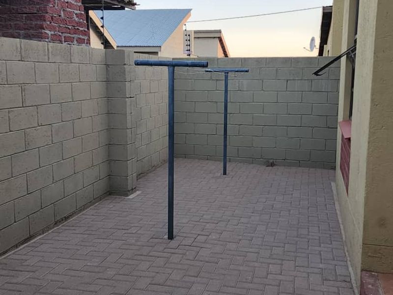 WESTDENE GARDENS COMPLEX UNIT FOR SALE IN KEETMANSHOOP - Photo 10