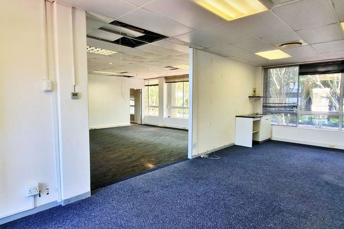 Commercial Space to Rent – Umhlanga – Flexible Layouts, Signage Options, Parking - Photo 3