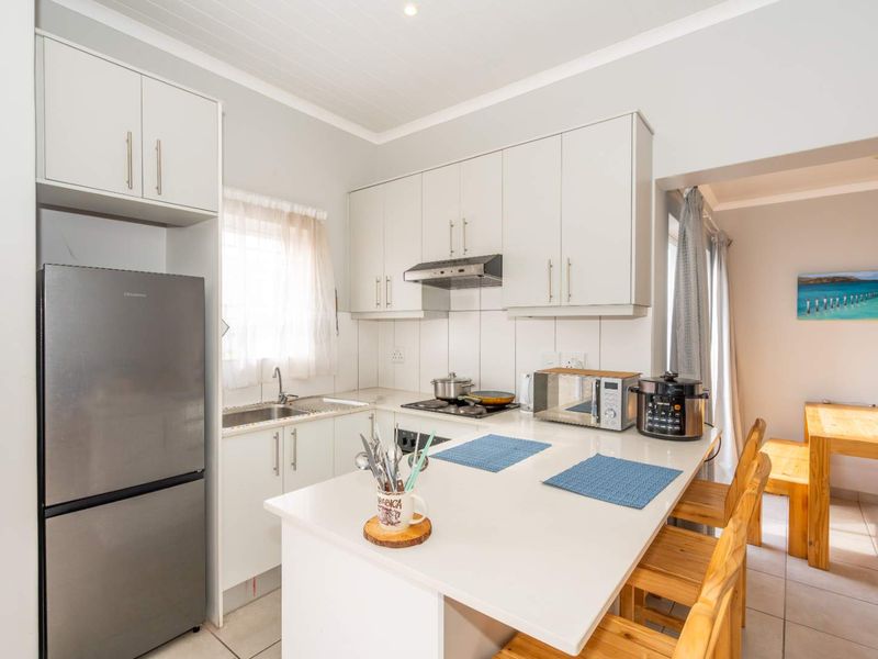 2 Bedroom Townhouse in Laguna Sands, Langebaan - Photo 3