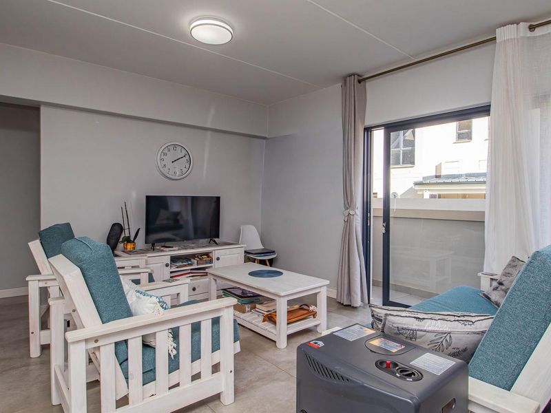 Ground floor apartment in Hartland Villlas - Photo 6