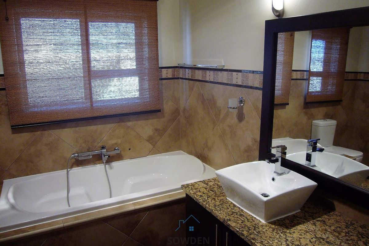 Luxury Mansion for sale Swakopmund Namibia,furniture included - Photo 3