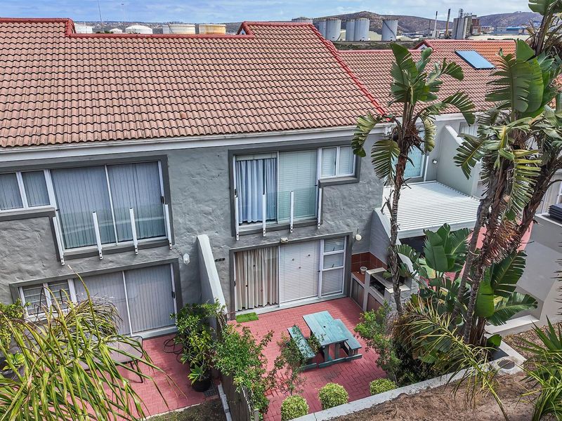 350 meters to the beach!  Save & Secure Complex - Photo 3