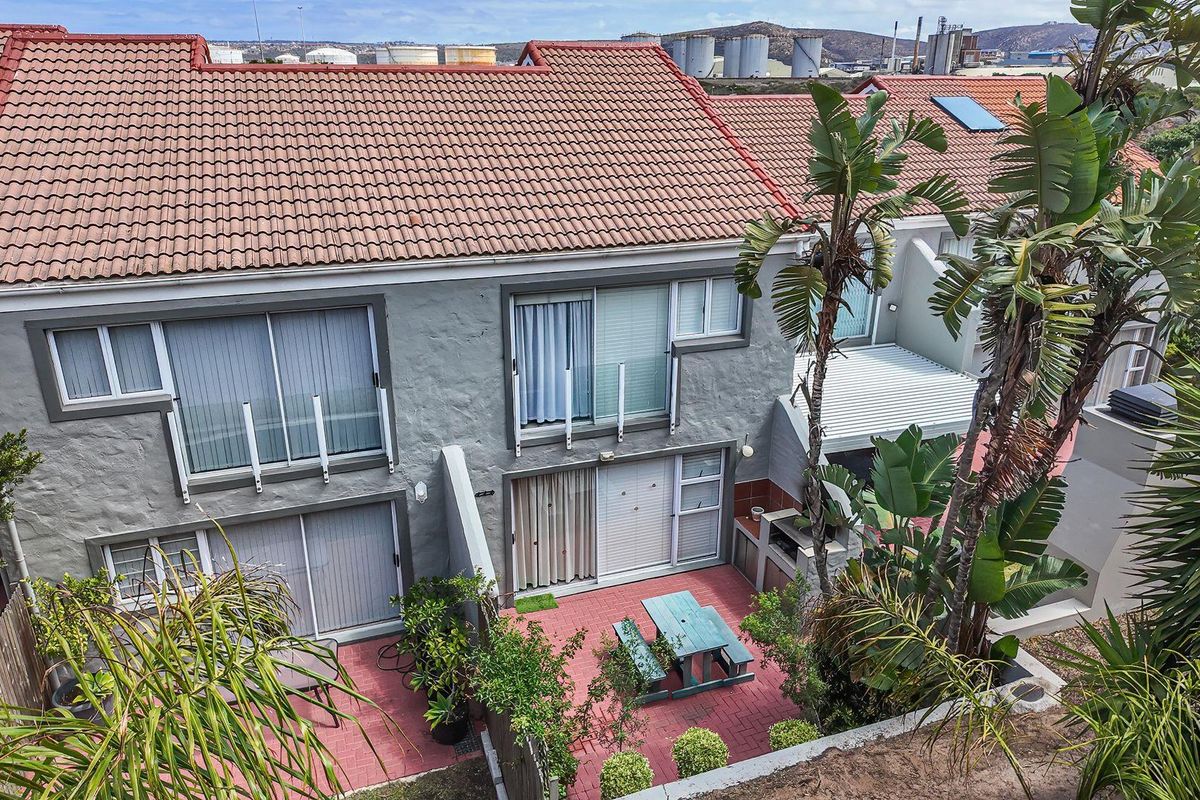 350 meters to the beach!  Save & Secure Complex - Photo 3