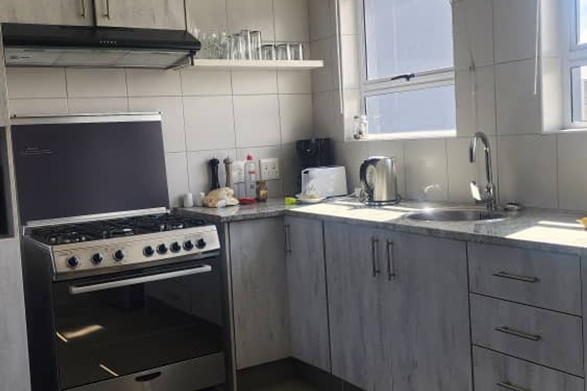 Beautiful Air B&B Unit For Sale - Langstrand - Photo 2