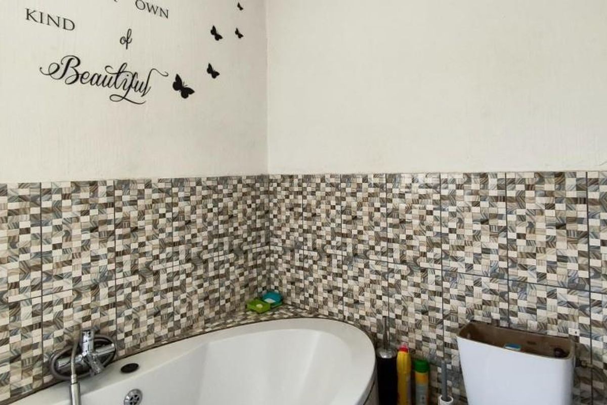 Priced to sell - Photo 5