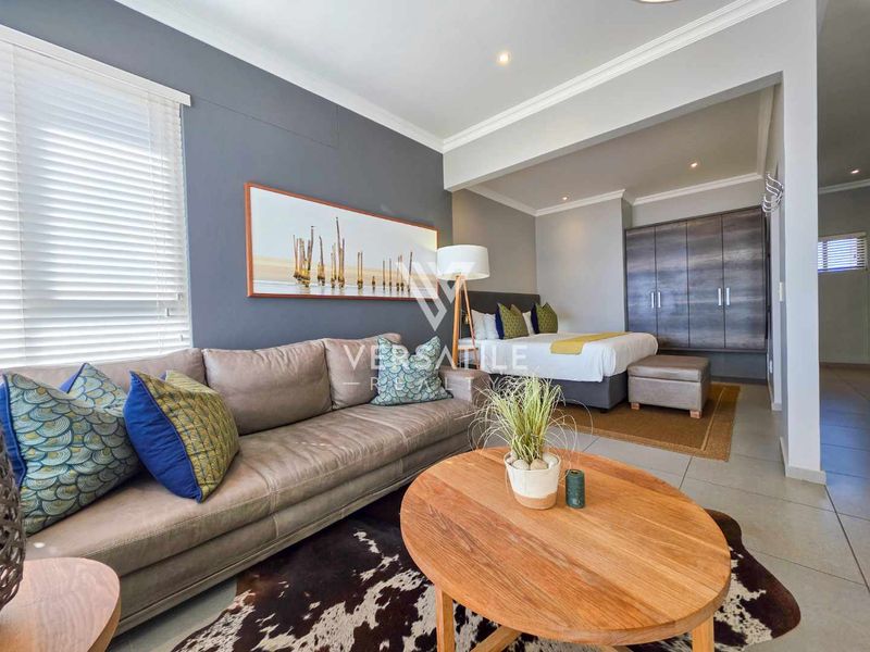 Luxury Hotel Apartment For Sale - Photo 6